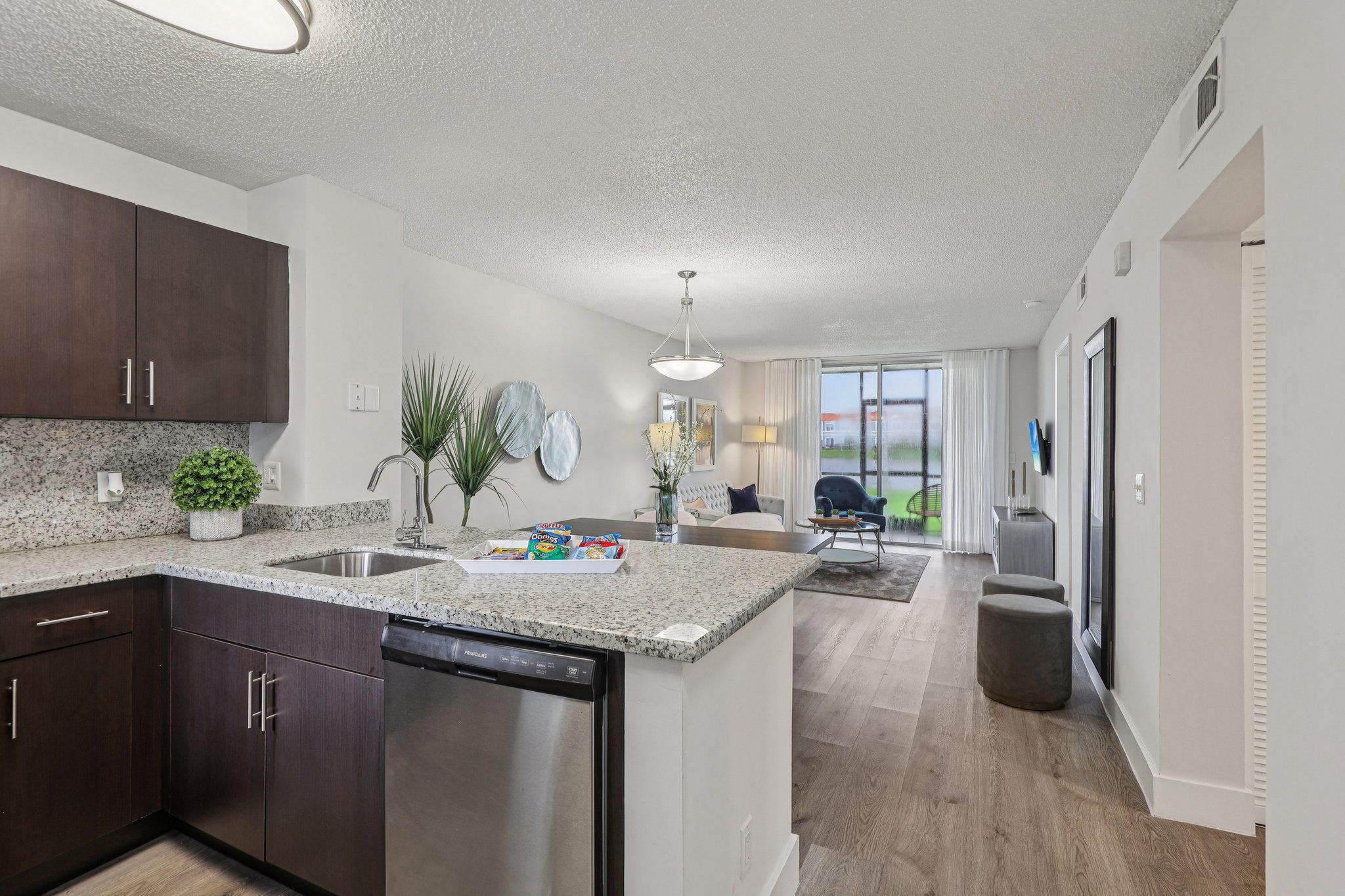 B2- Model Unit (2bd 2bth)
