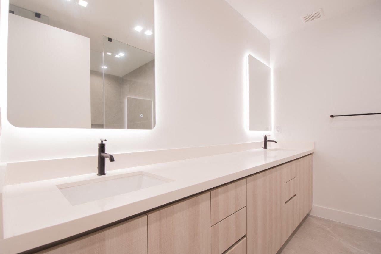Double Vanity