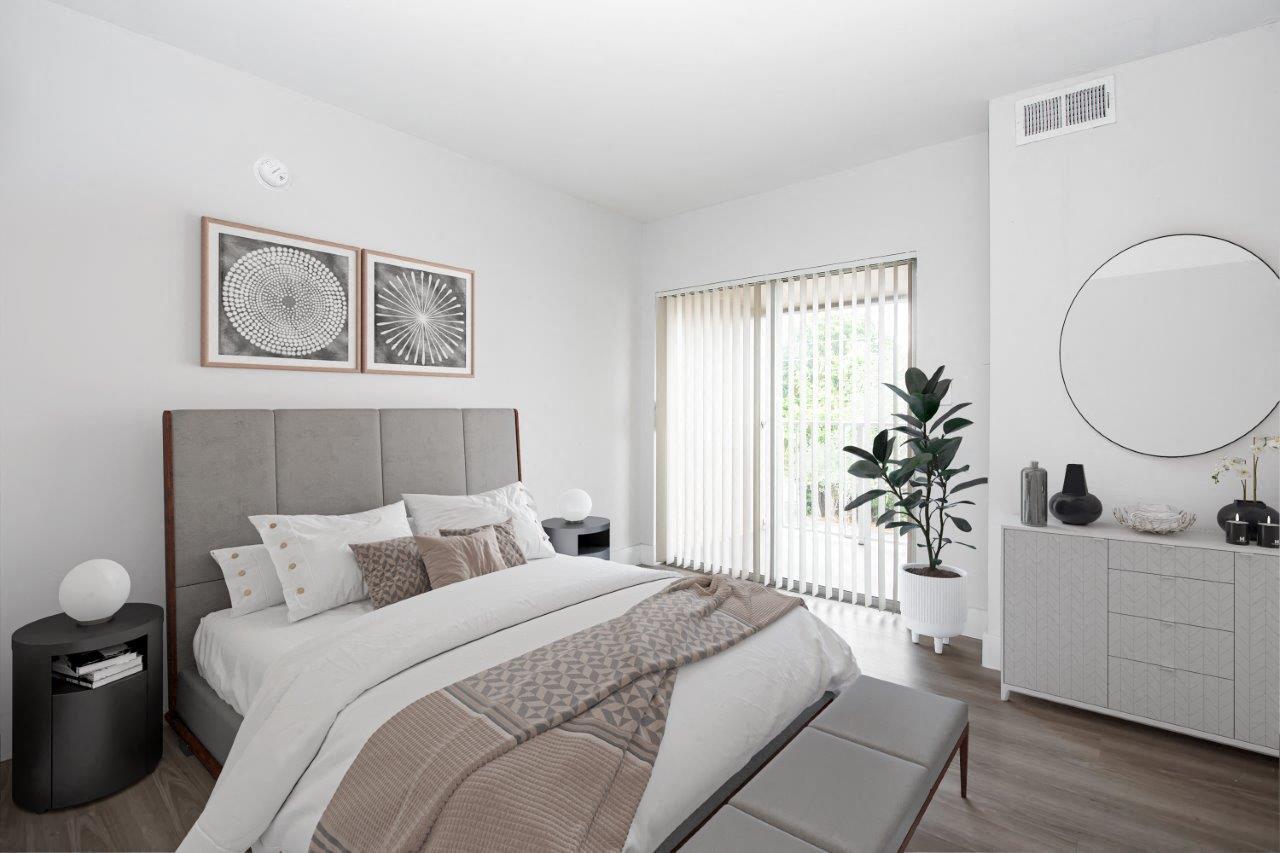 1 bed - 1 bath North